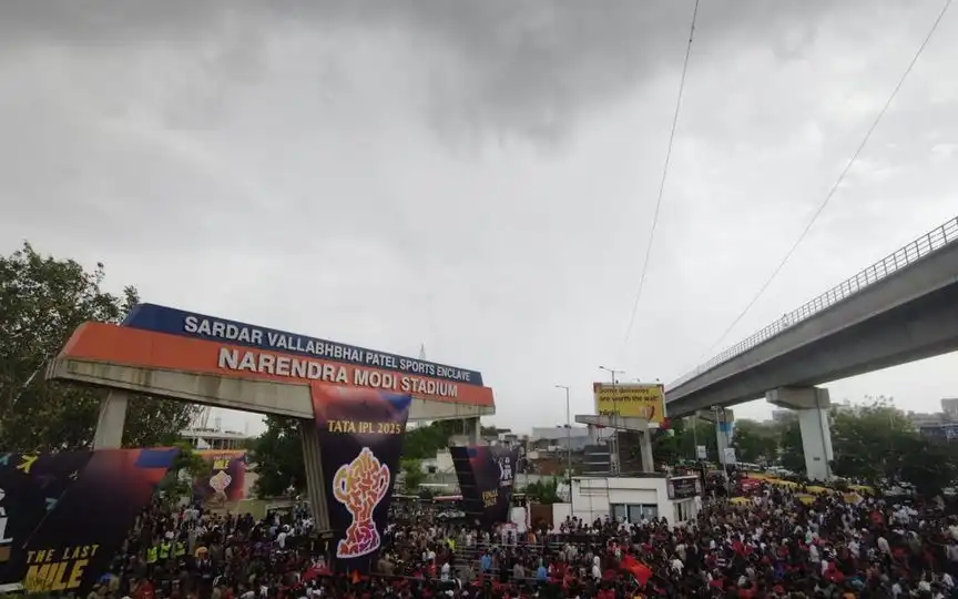 Narendra Modi Stadium Weather Update: Heavy Downpour In Ahmedabad Before RCB vs PBKS Final